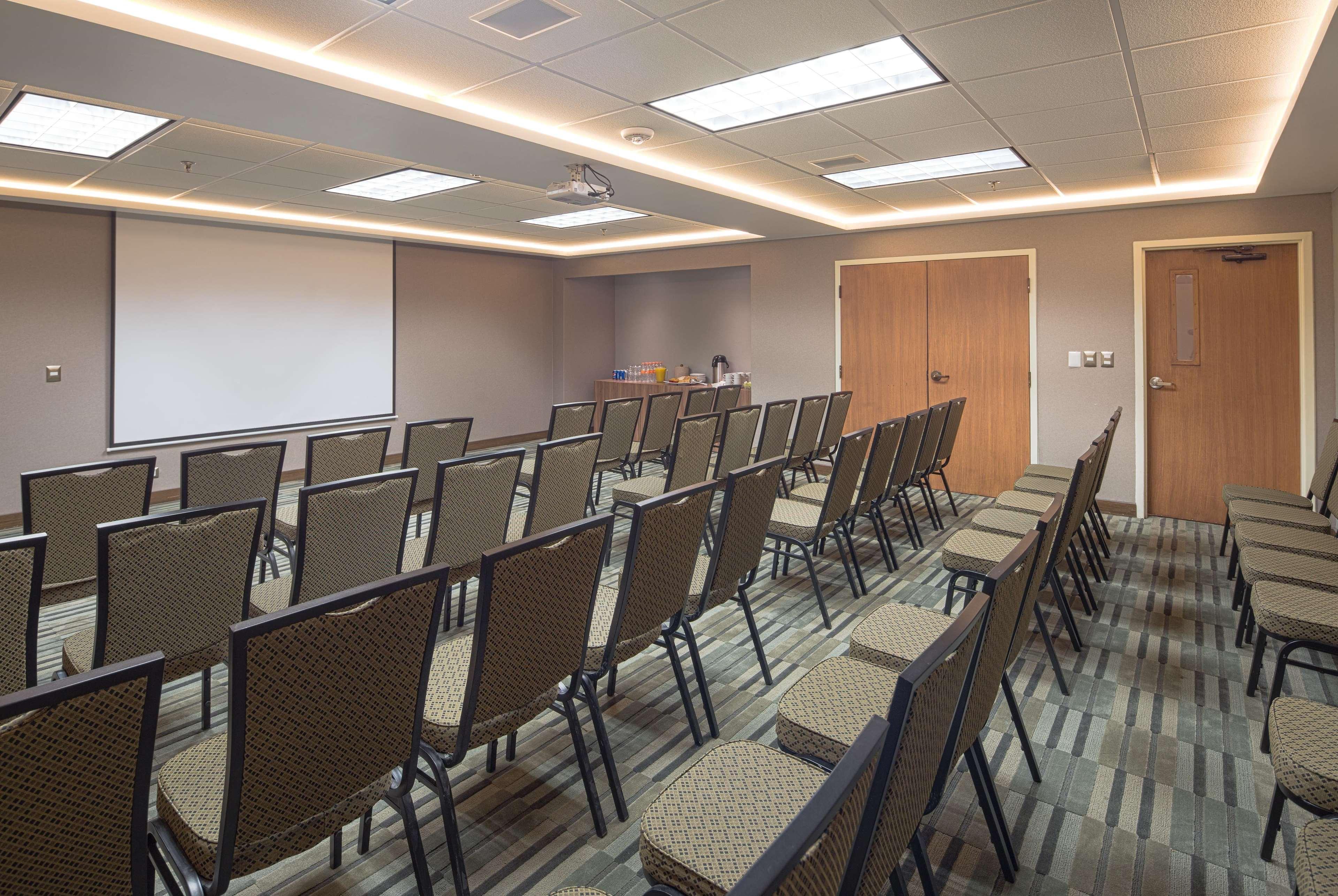 Hampton By Hilton Monterrey Galerias Obispado Bagian luar foto