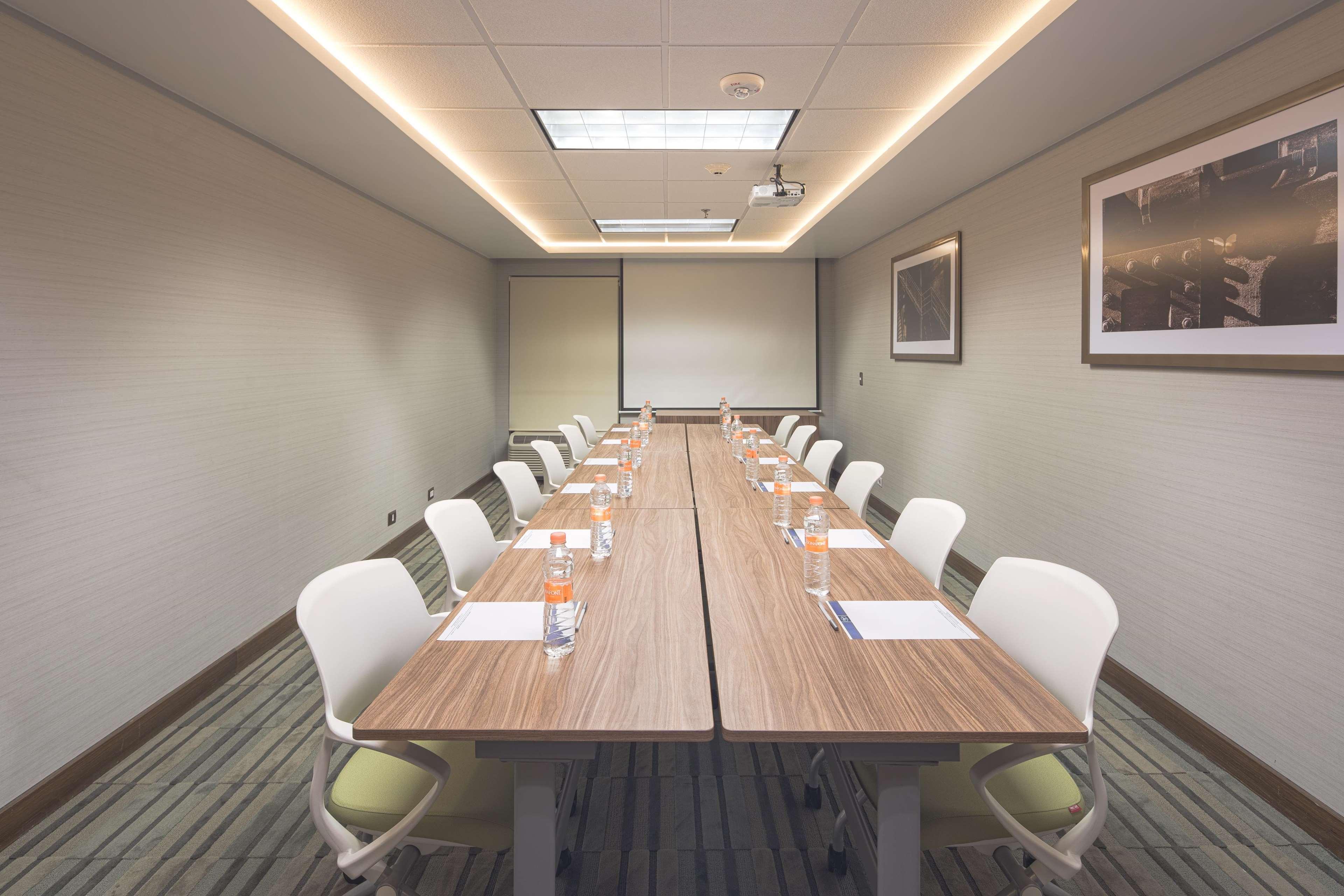 Hampton By Hilton Monterrey Galerias Obispado Bagian luar foto