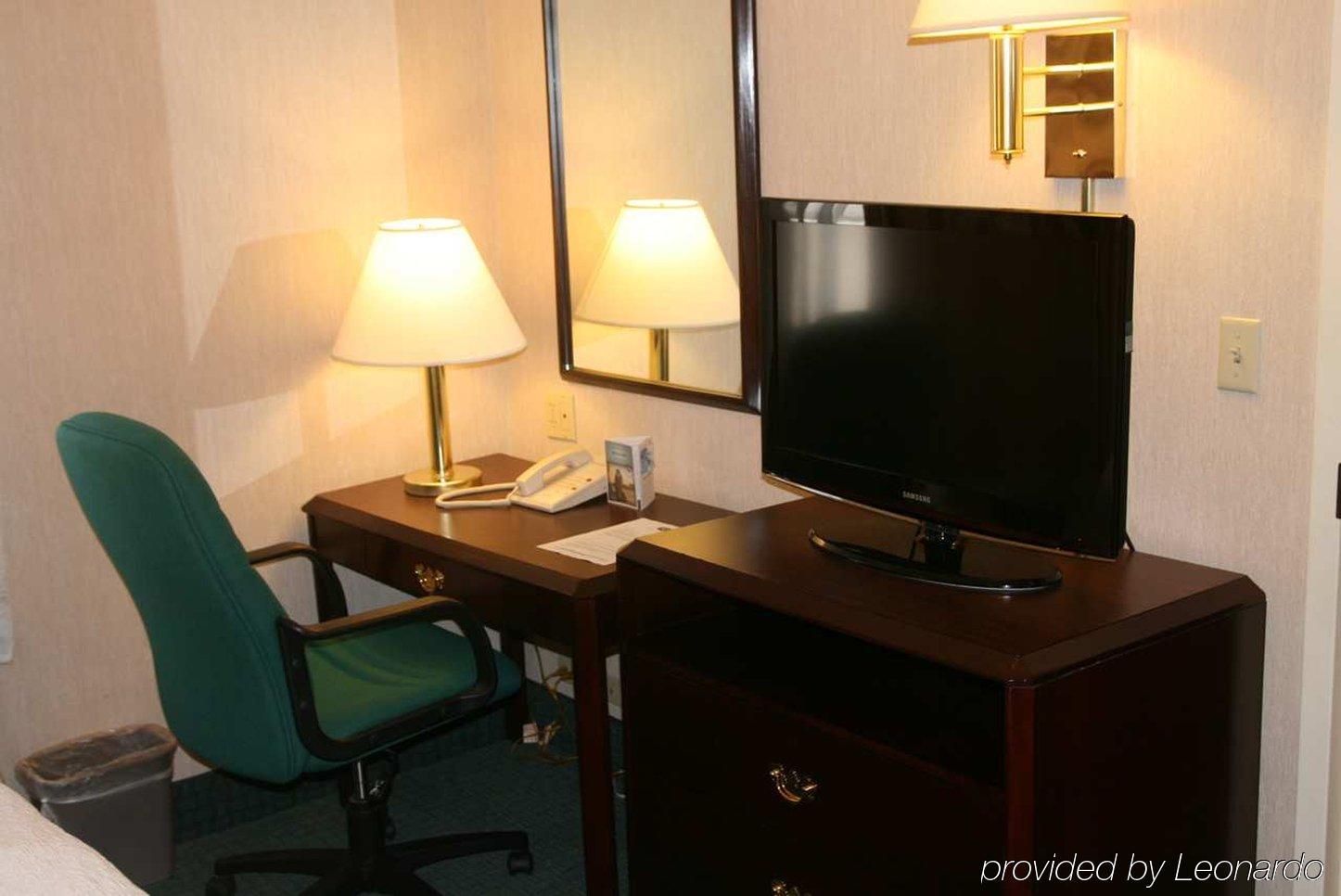 Hampton By Hilton Monterrey Galerias Obispado Bagian luar foto